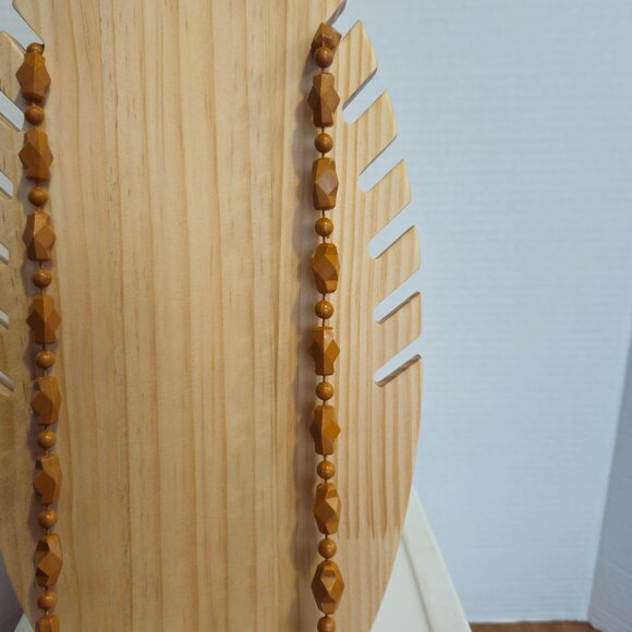 Tan Fused Craved Beaded Necklace - Picture 5 of 8